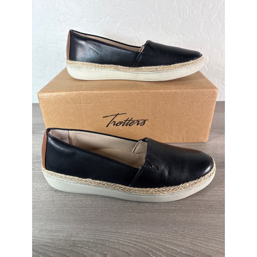 Trotters Black Accent Slip On Loafer Espadrille Flats Women's Shoes Size 6M- NIB